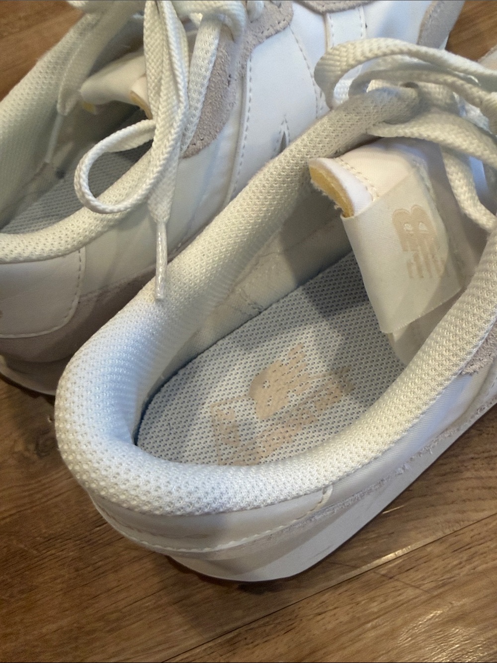 Men’s New Balance Sneaker - Picture 5 of 11